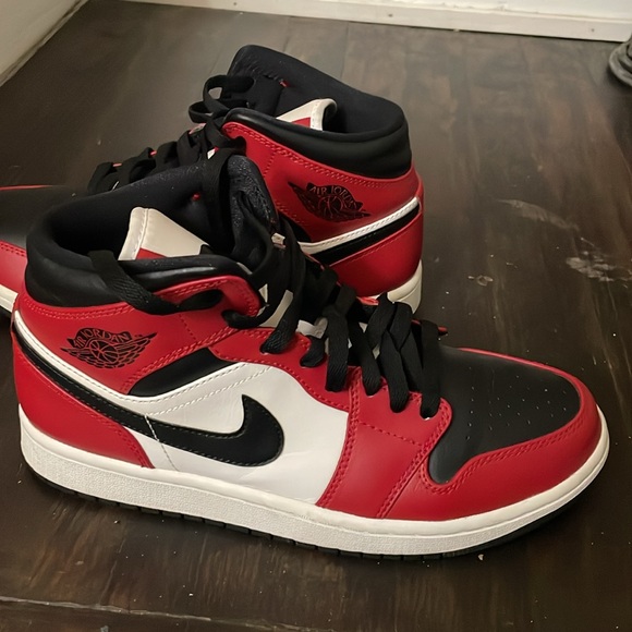 Men’s Jordan 1 size 8 - Picture 6 of 6